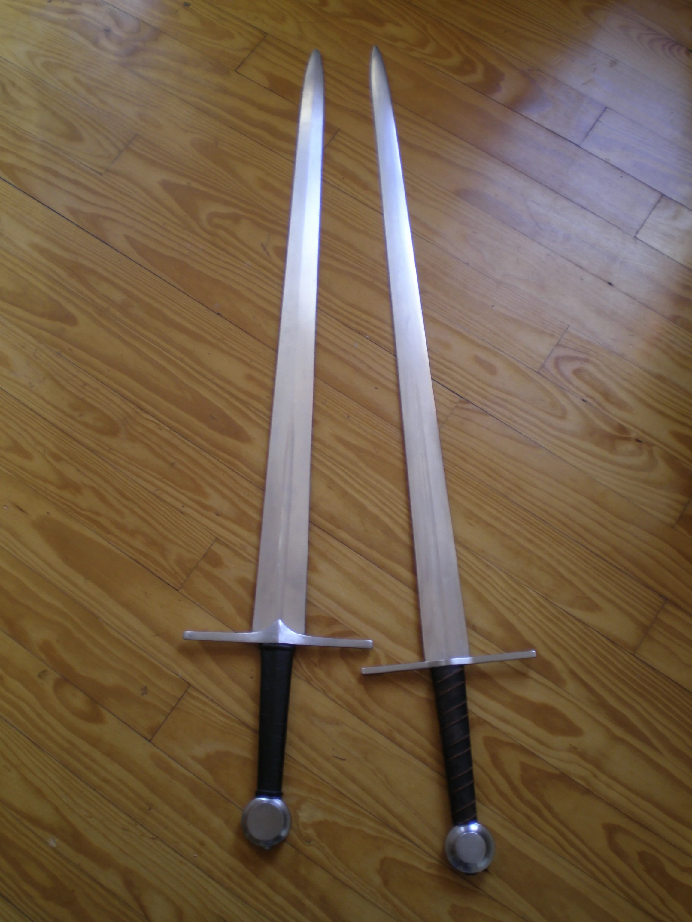 Aluminum Hand & A Half Broadswords — Jesse Belsky Stageswords