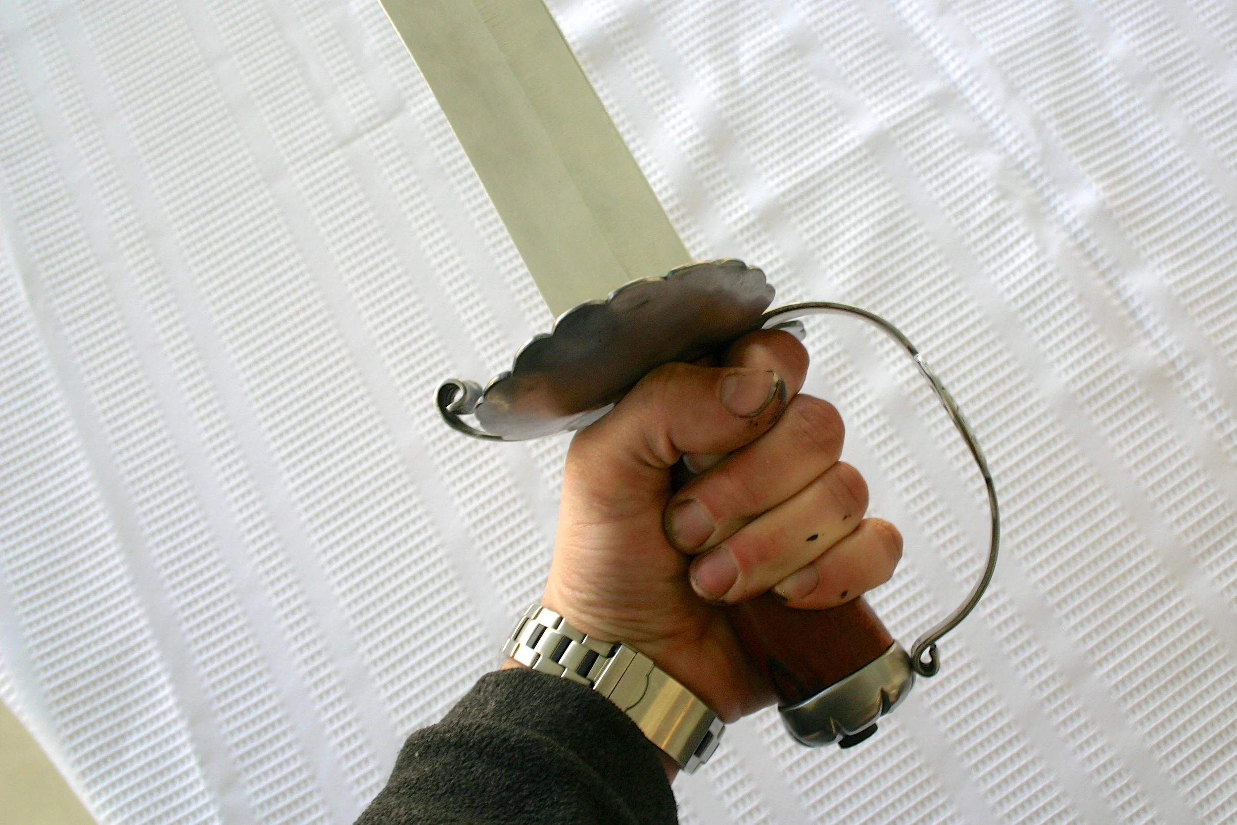 Clamshell Cutlass — Jesse Belsky Stageswords
