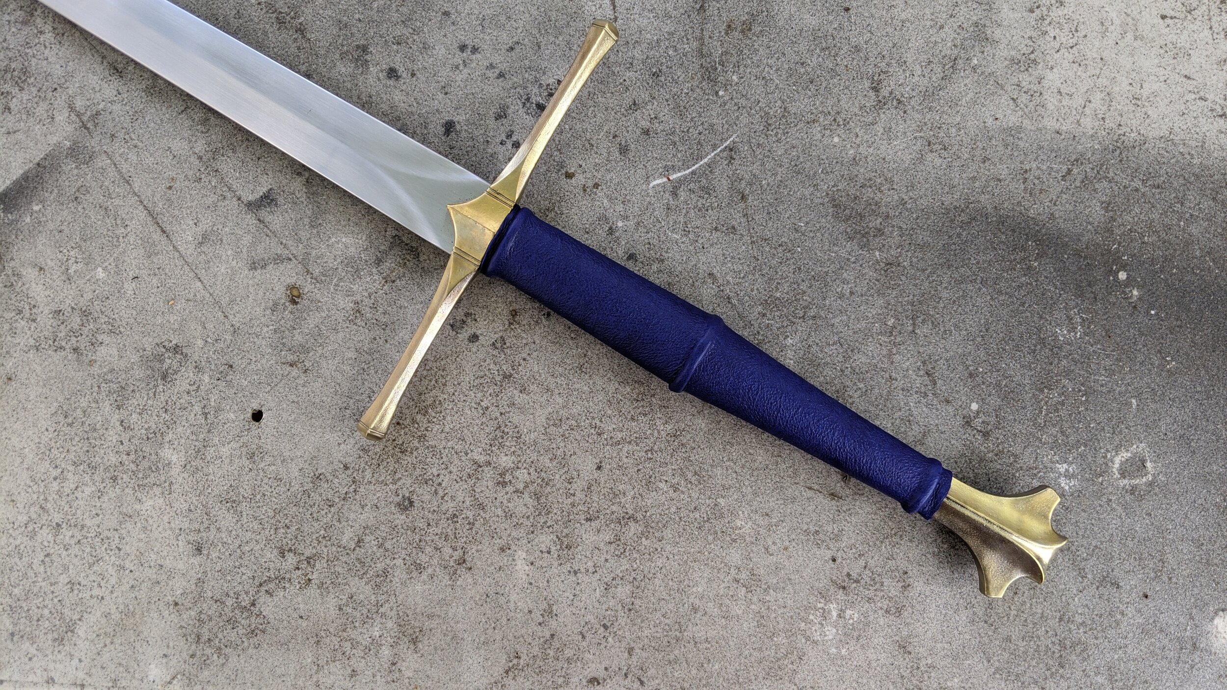 Blue & Gold HEMA Longsword 2 — Jesse Belsky Stageswords
