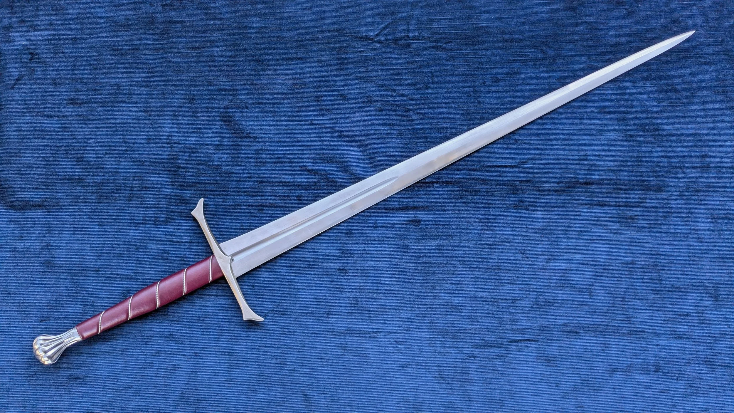 Winetone Wedding Longsword -- [SHARP] — Jesse Belsky Stageswords