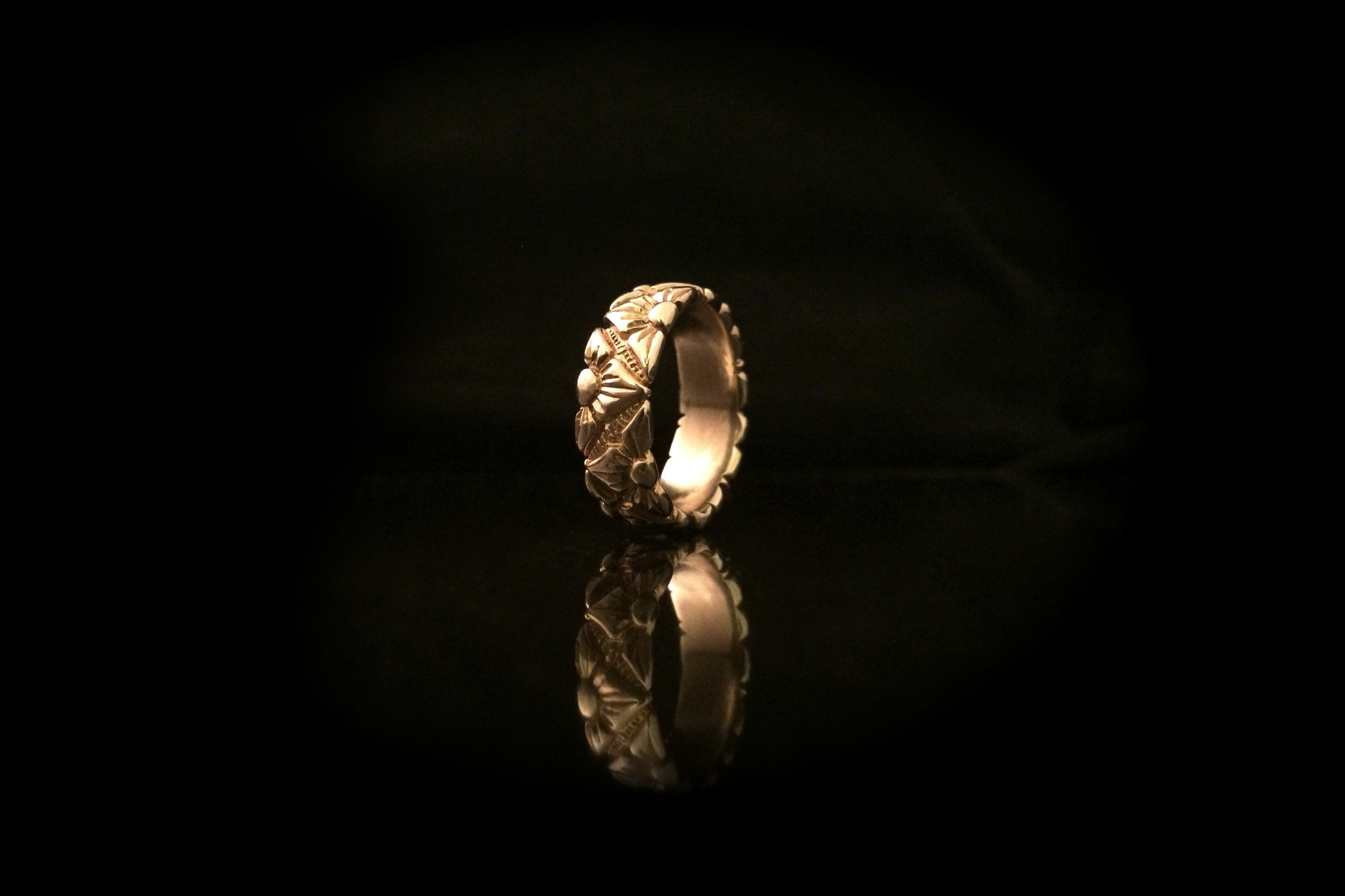 10k mens wedding band.jpg