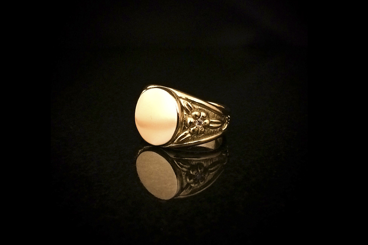 blank gold signet ring.jpg