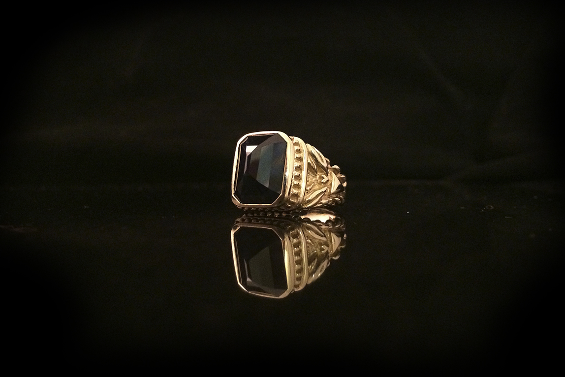 unknown gold ring.jpg