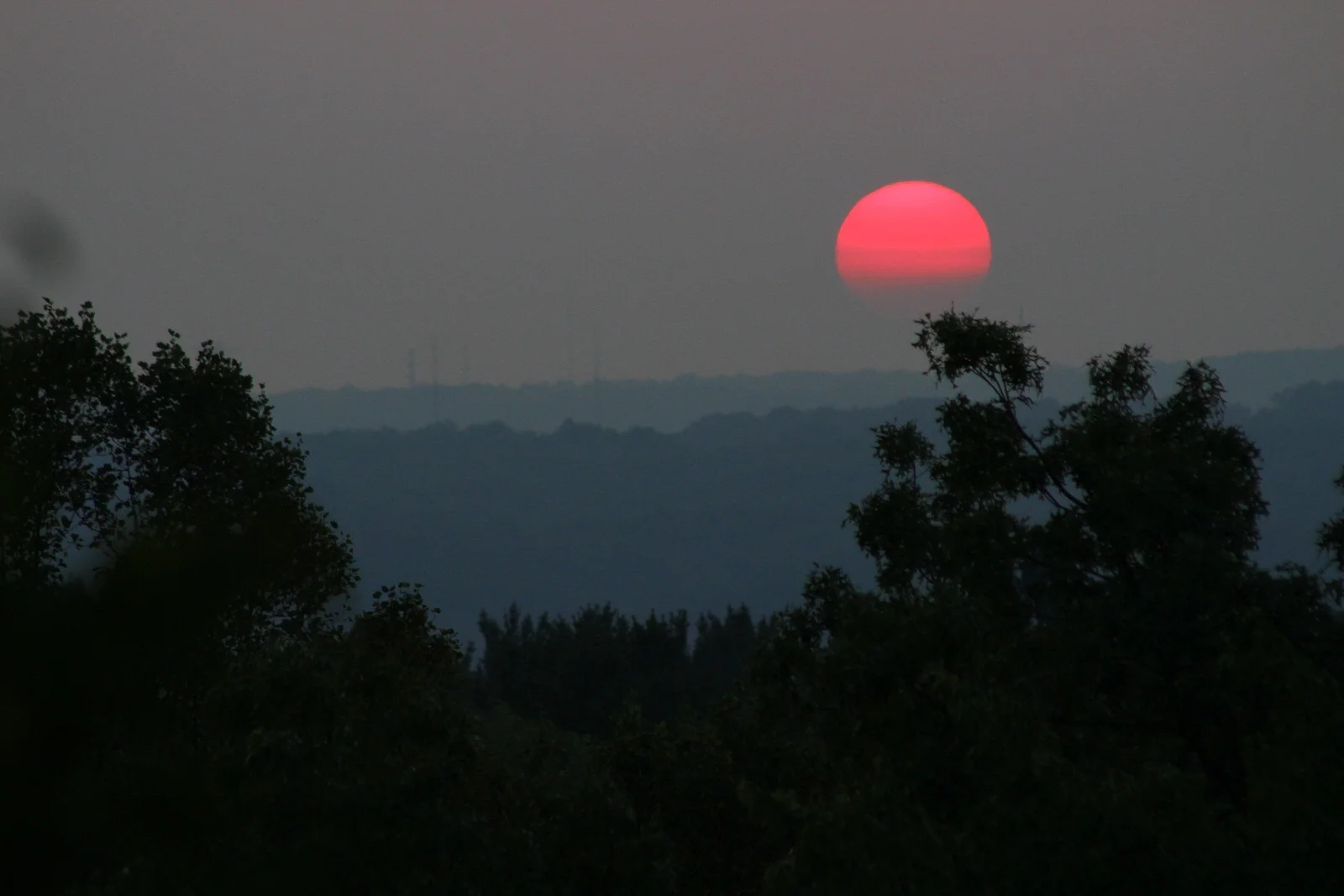 The setting sun at Ledges Overlook.