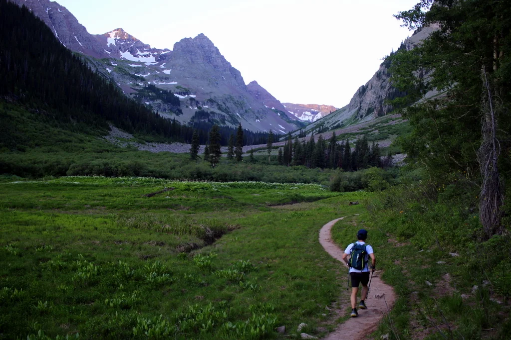 6:20 a.m. Running towards West Maroon Pass.