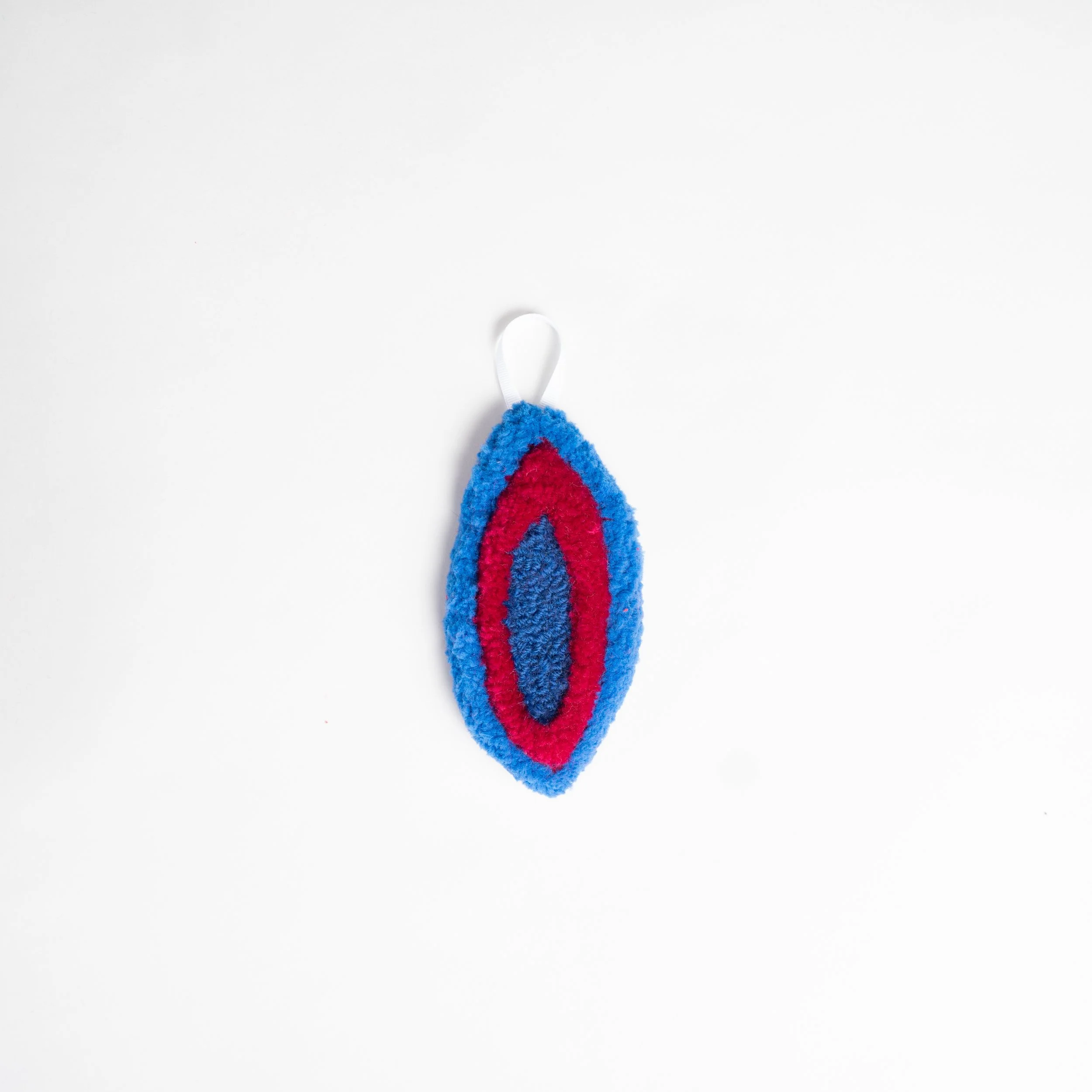 2025.12.04 art_fibervulvas_ornaments_large_008_1x1.jpg