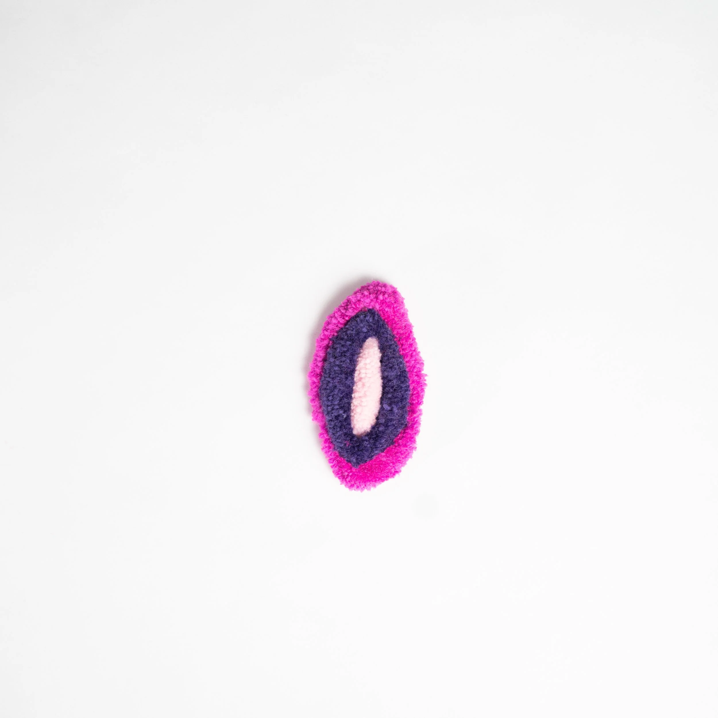2025.12.04 art_fibervulvas_ornaments_small_088_1x1.jpg