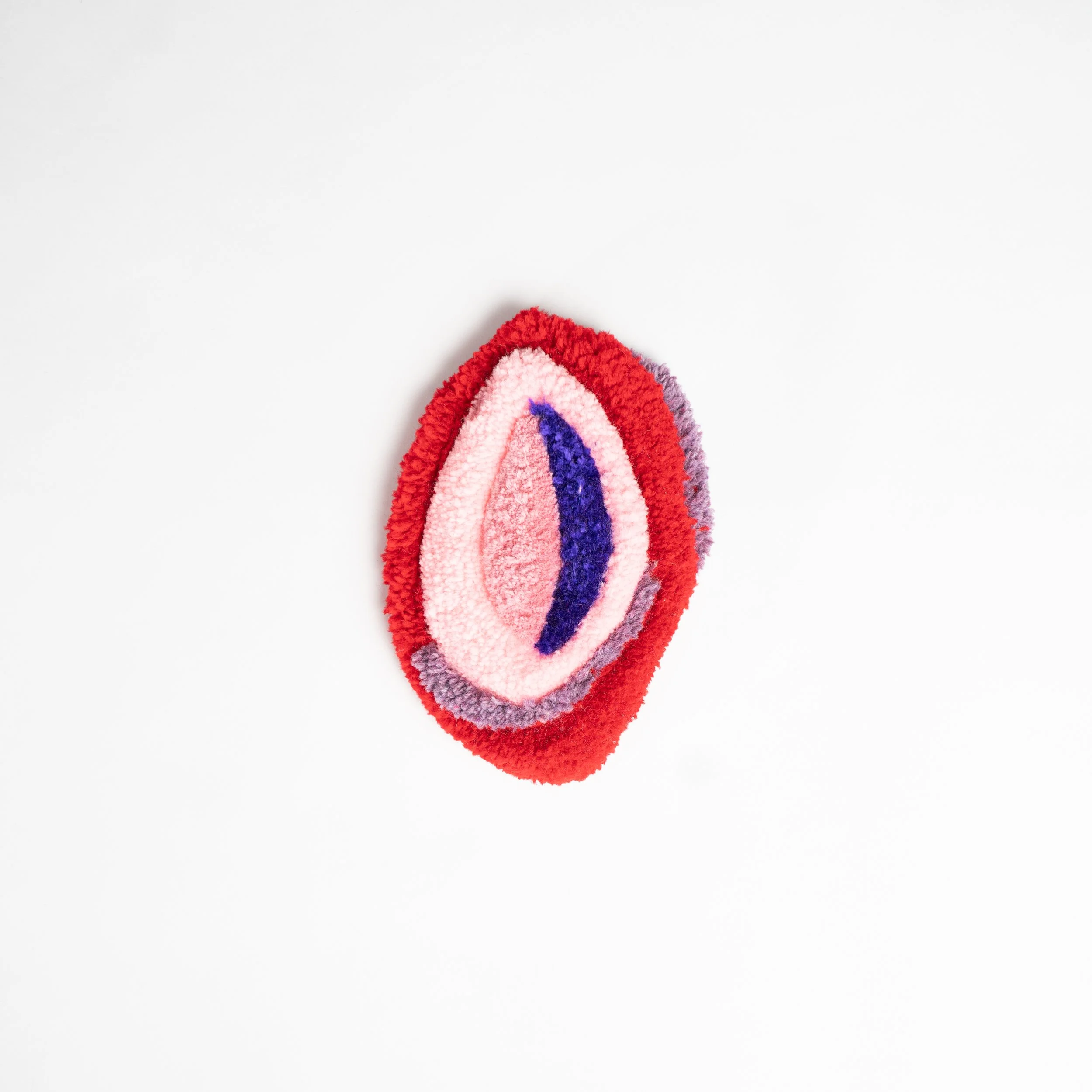 2025.12.04 art_fibervulvas_peitite sculpture_009_1x1.jpg