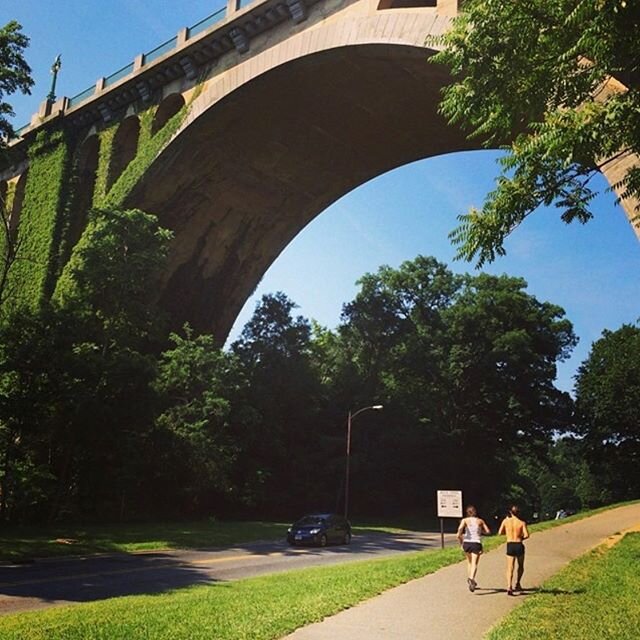 Throwback to doing one of my favorite things (running) with one of my favorite people (@michelecventura) in one of my favorite places (Rock Creek Park).