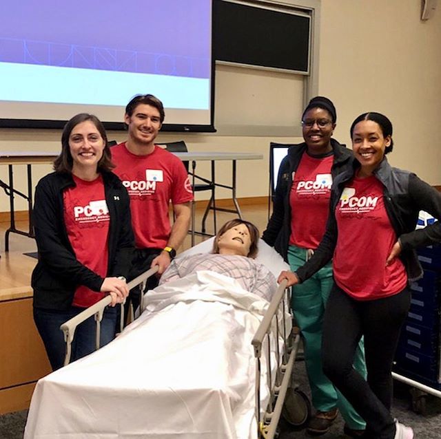 PCOM EMIG had an awesome weekend with Narcan training on Friday and a super fun EM conference on Saturday! Thanks to @pcomaddictionmed and @pcom_soma opioid task force as well as @jeffersonuniv for putting together an amazing day! #emed #pcomlife (al