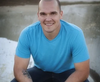 Special Guest, Dustin Box