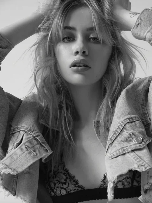 ASHLEIGH (Montreal)