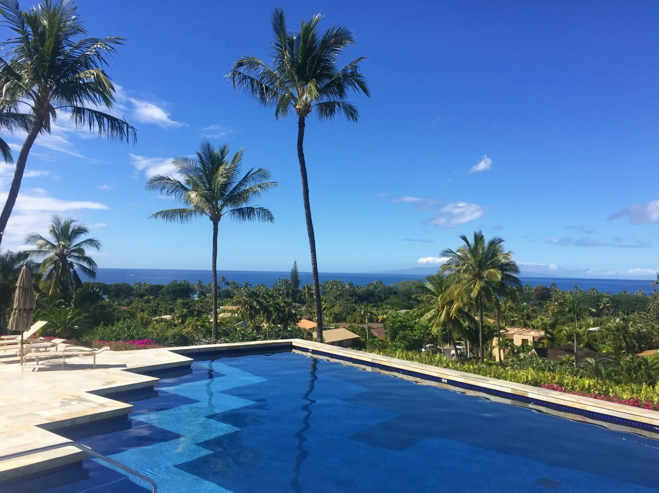 Obligatory Wailea pool photo. 