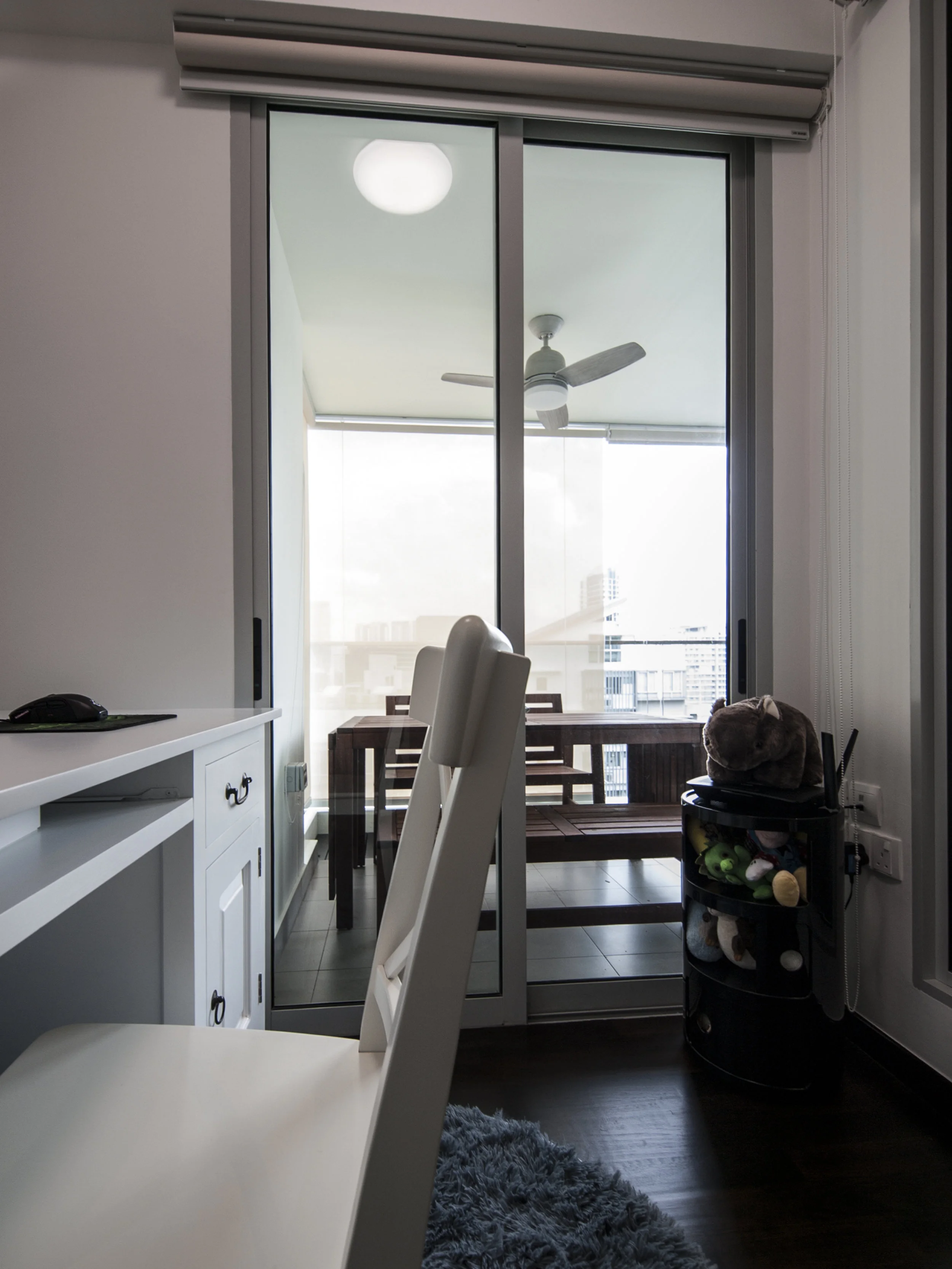 Cosy Study with a view.