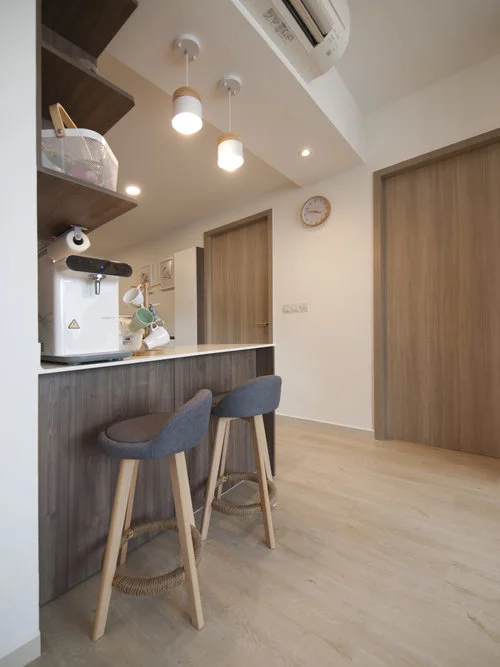 Tiny nook for meals.