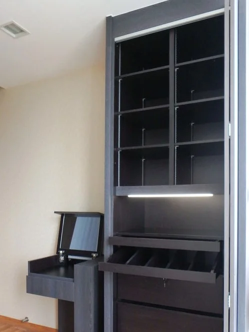 HERS Scarves, jewellery, watches - a place for everything and everything in its place. The shelves are height adjustable to suit all size of bags and wristlets.