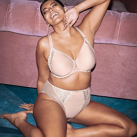 Are you due for a fitting? Go to thelacelounge.com to book an appointment 💓
 

#brafitting #bra #losangeles #beverlyhills #westhollywood #midcity #plussize