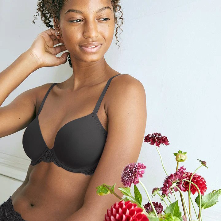 The Lace Lounge  Expert Bra Fitting