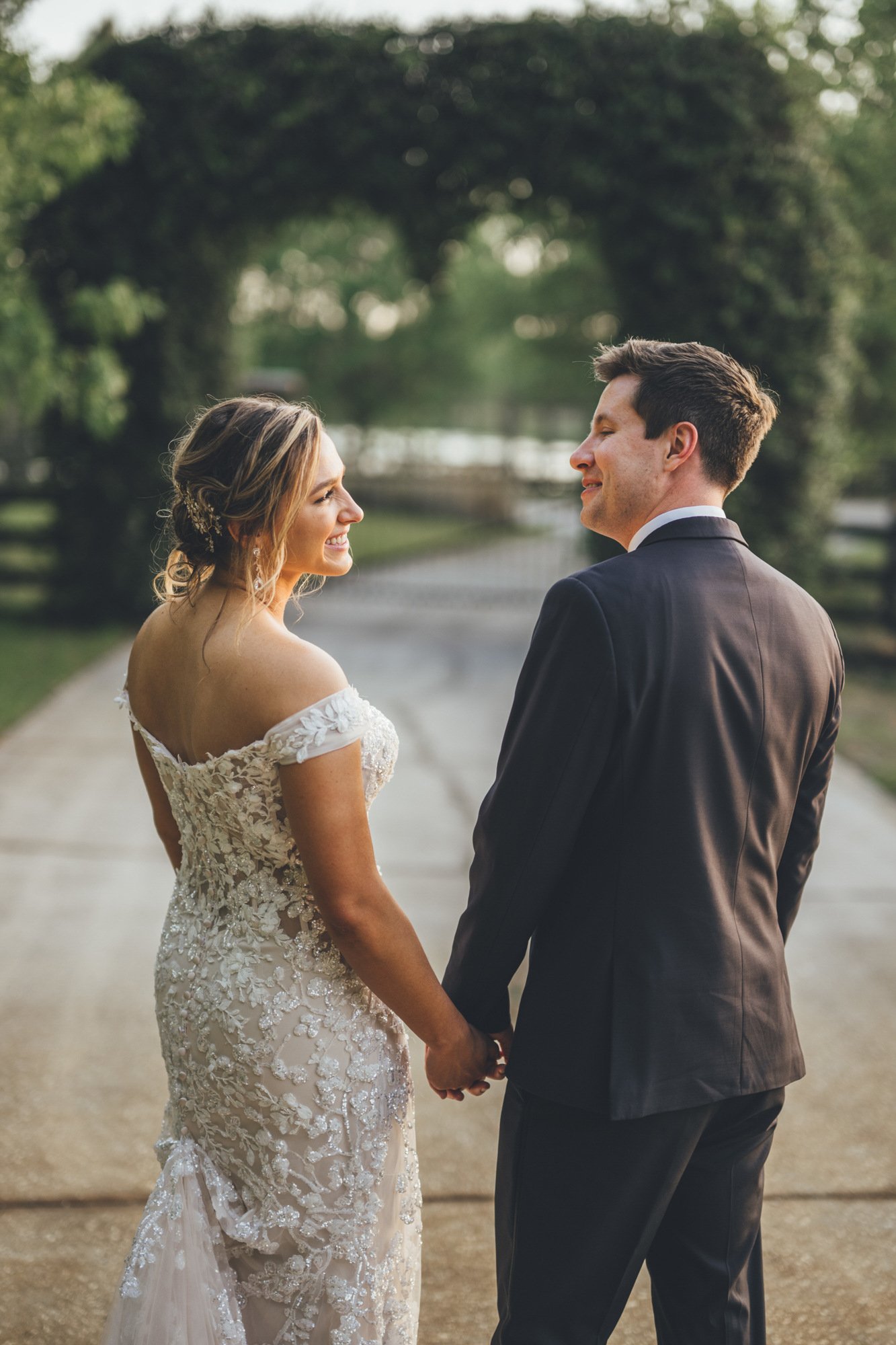 Bow Tie Photo & Video couple during bridal portraits at Club Lake Plantation near Orlando, FL-3.jpg