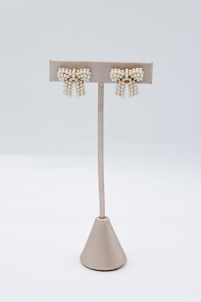 hollow dot pearl bow earrings eotm -3.jpg