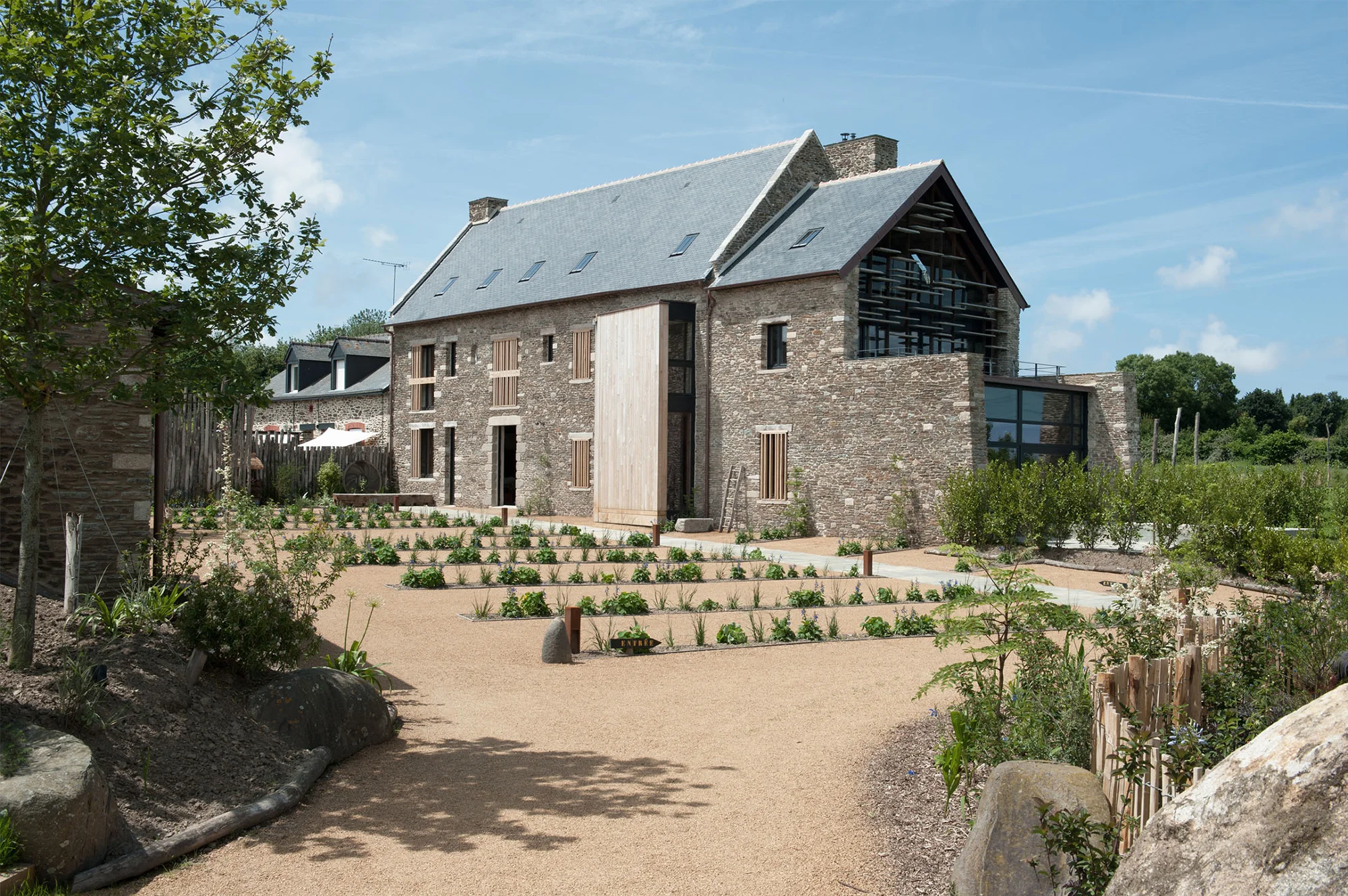 Ferme_du_Vent_Exterieur_1_2000.jpg