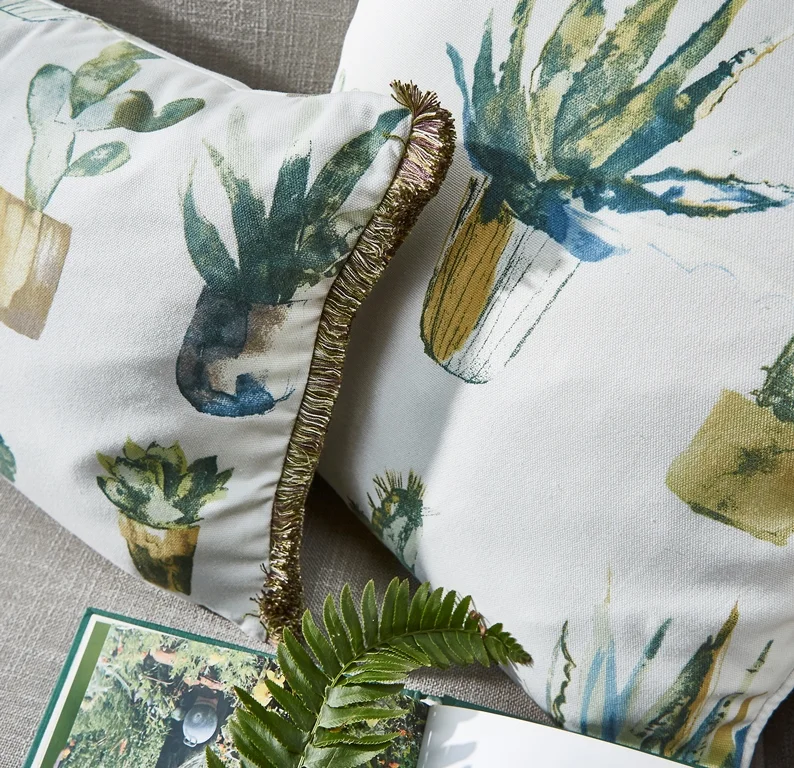 FRESH FLORALS, FOLIAGE AND FOREST FRUITS SET THE SCENE FOR OUR JULY UPDATE...