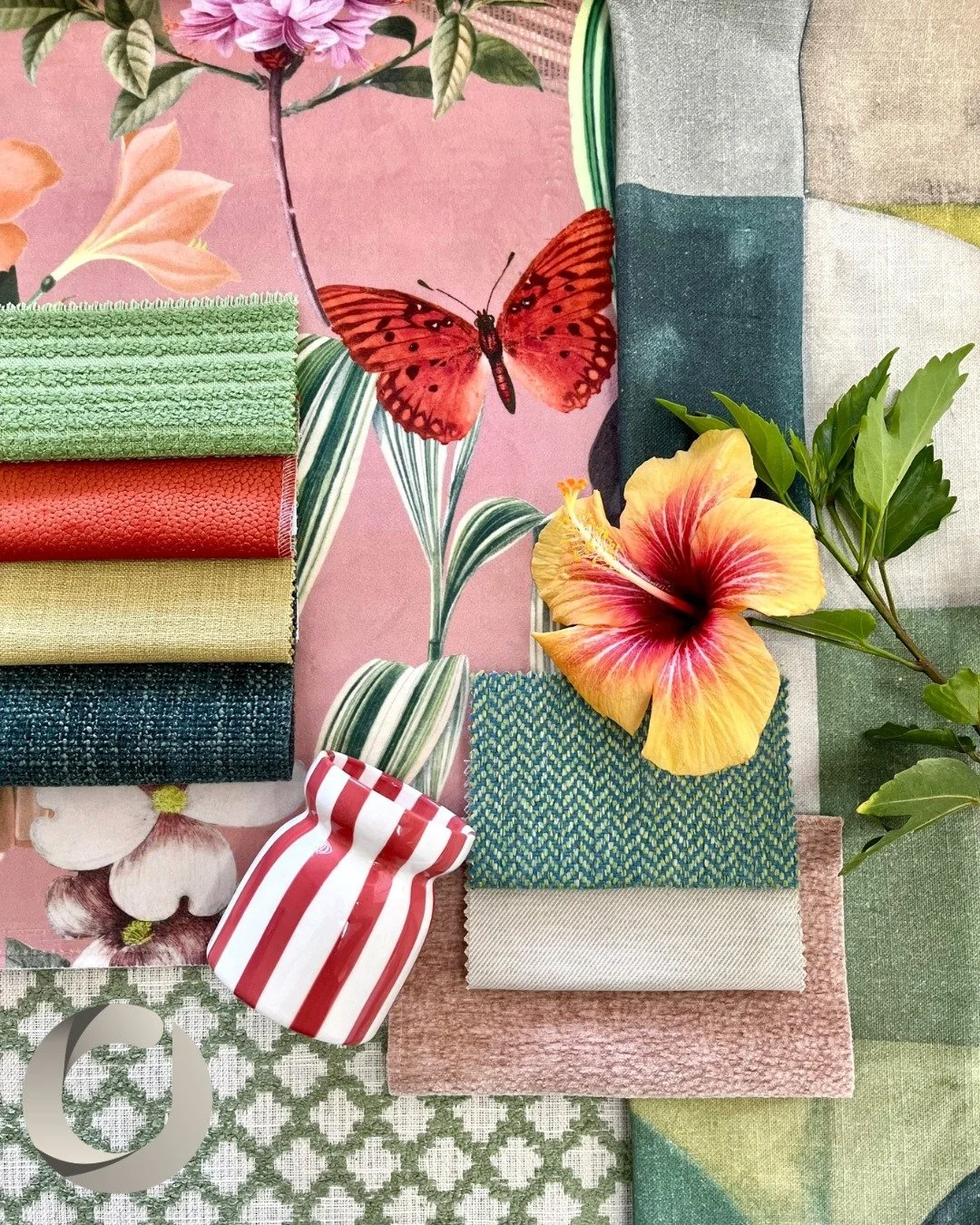 New Week, New Month, New Season, New Inspiration! 🌴☀️
Featured Fabrics are:
Barbados Shell | Caribbean
Ervan Seaweed | Jersey
Alchemy Malachite | Poetry
Accord Lime | Outside In
Fusion Leaf | Outside In
Glamour Plaza | Jet Set
Wisdom Buttercup | Ala