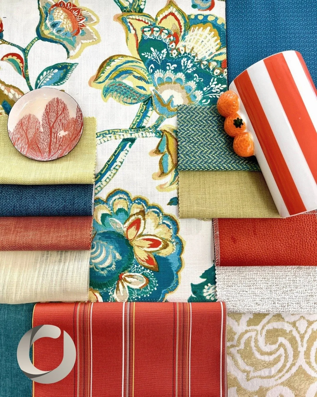 Orange is absolutely having its moment 🍊🔥
Warm, bold, and full of energy&mdash;today&rsquo;s moodboard is serving confidence, creativity, and just the right splash of playfulness. From earthy terracottas to vibrant citrus pops, this palette feels o