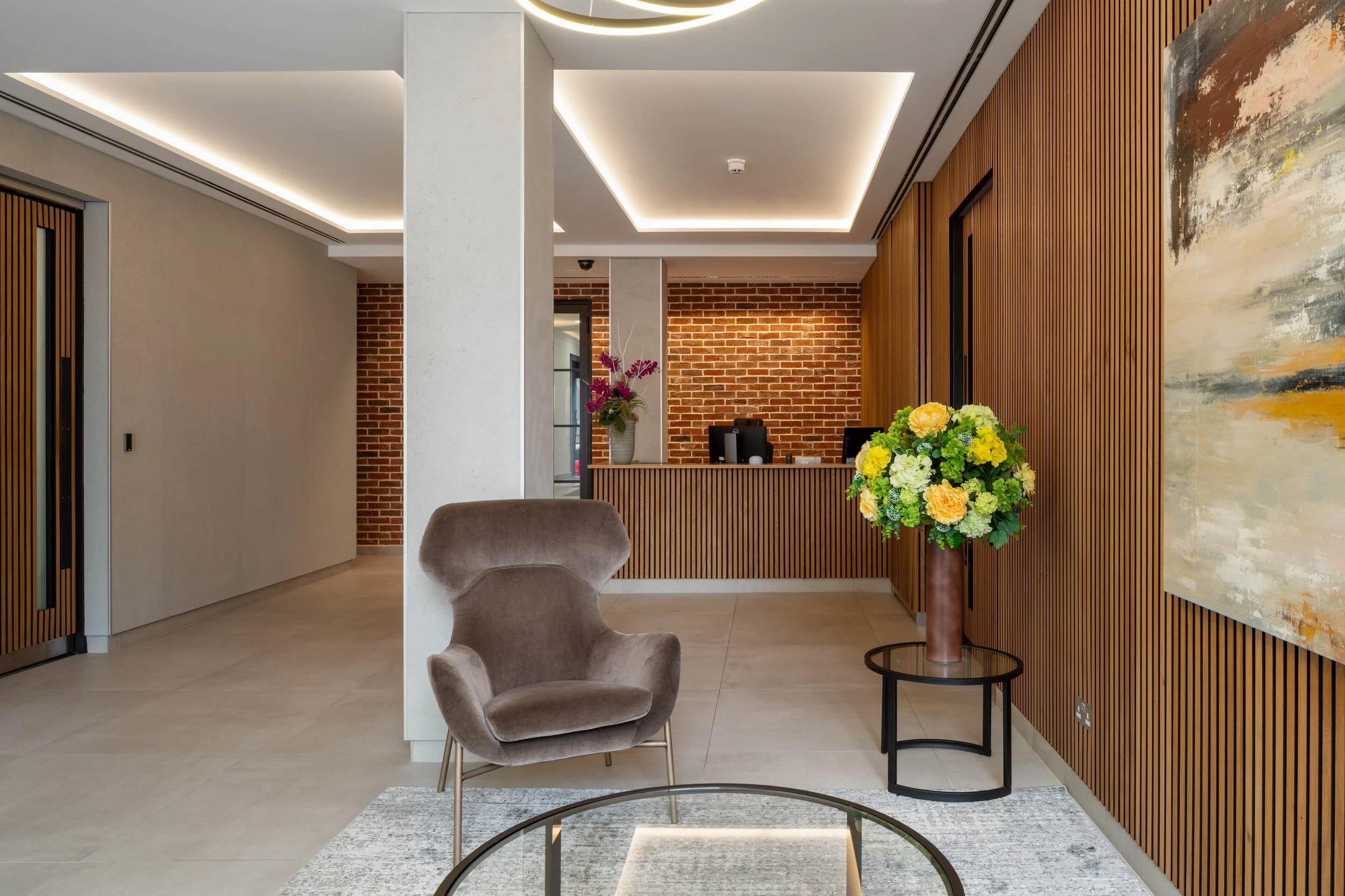 2 Bedford House West Ealing London W13 0ss