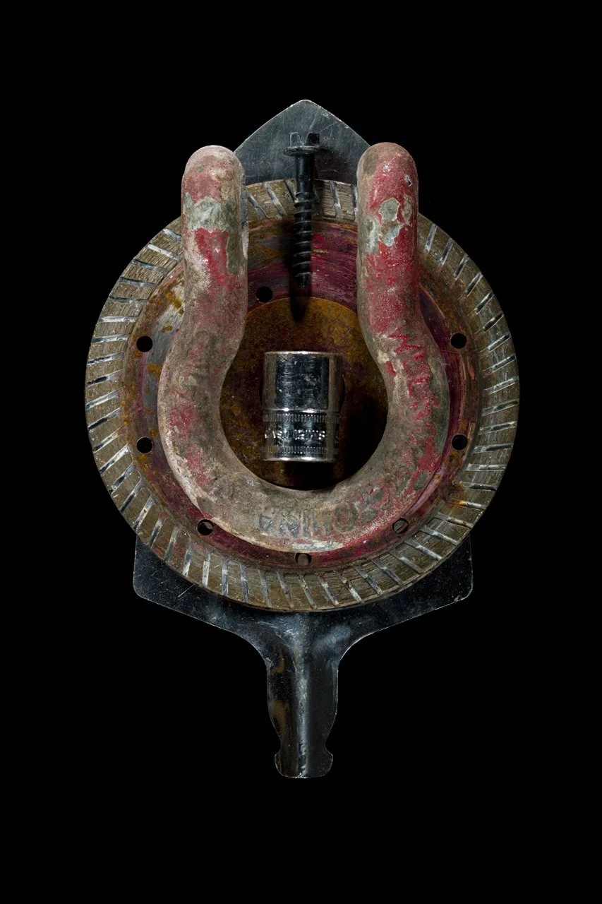 Shackle