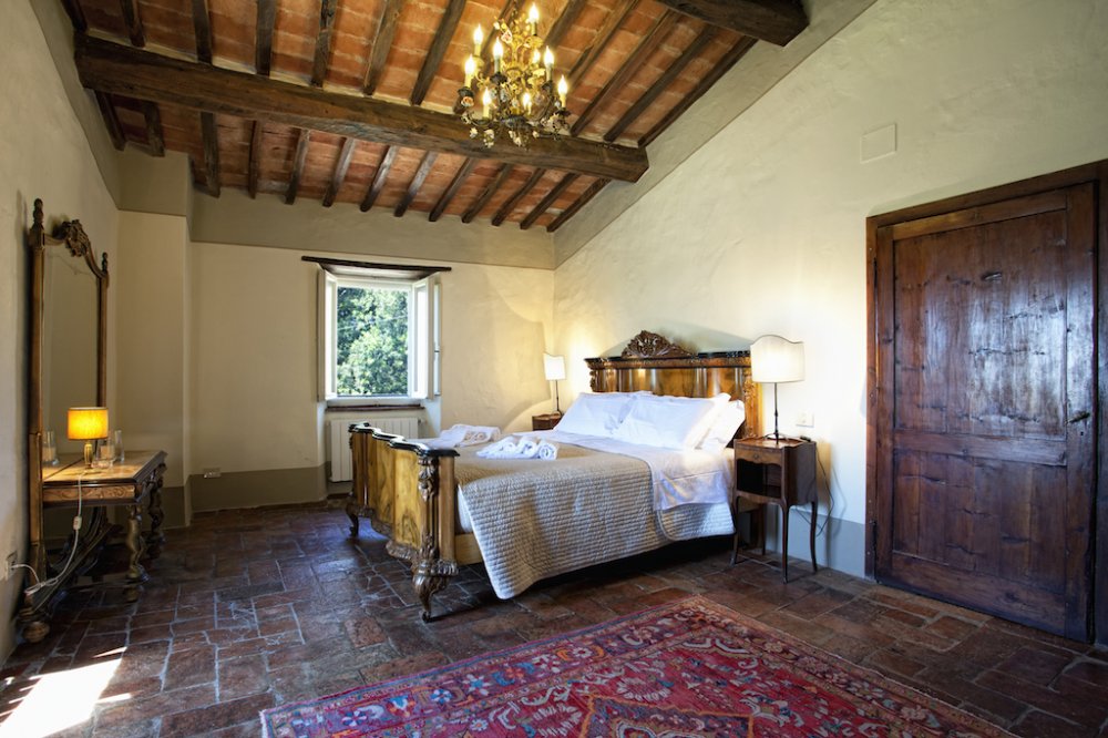 cortona-villa-double-room.jpg