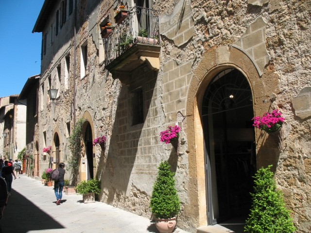 cortona-old-town.jpg