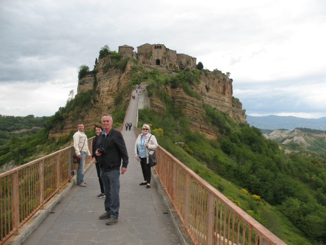 Civita-di-Bagnoregio.jpg