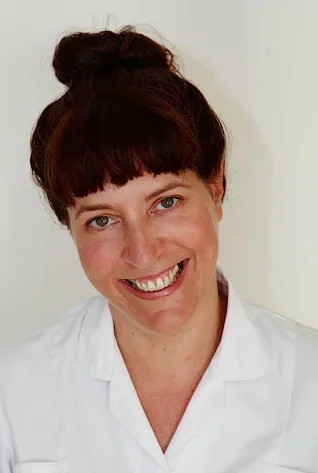 Jo Hull acupuncturist portrait happy crop_jpg - Copy.jpg
