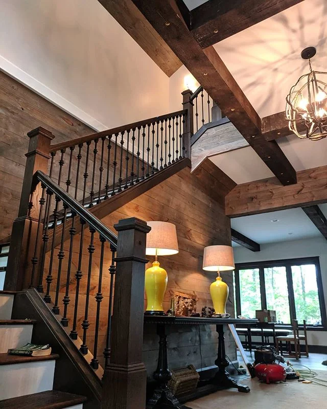 The entry for this new home build on Saux Head Lake feels instantly elegant and lived in. The result of a great layout and warm rustic materials that blend together seamlessly.
Beautifully constructed by @michaelshomesinc
#studiorad #sauxheadlake #re