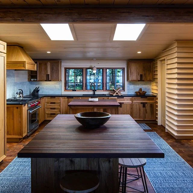 Butternut and walnut - this kitchens recipe for warm textured cabinetry. 
Cabinetry by @jtolsonwoodworking 
Photography by @leclairphotovideo 
#cabindesign #kitchendesign #architecture #interiordesign #greatlakes #lakesuperior #instadesign