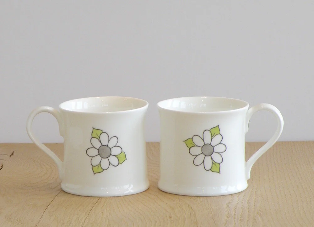 Richmond mug daisy with leaves web.jpg