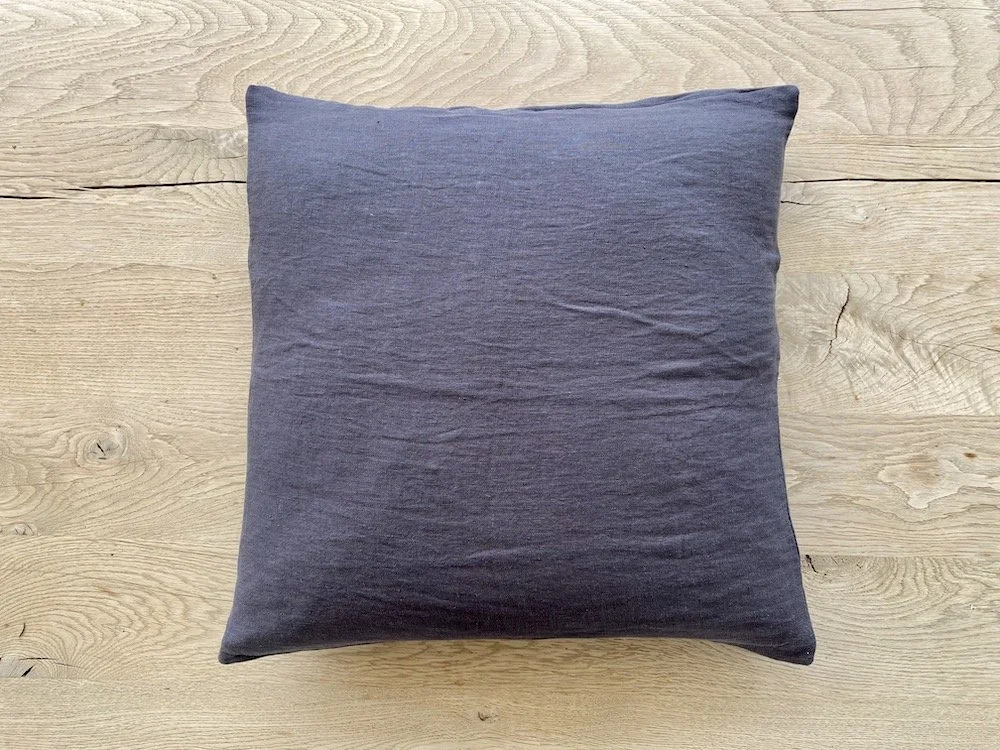 linencushion grey brown web.jpeg