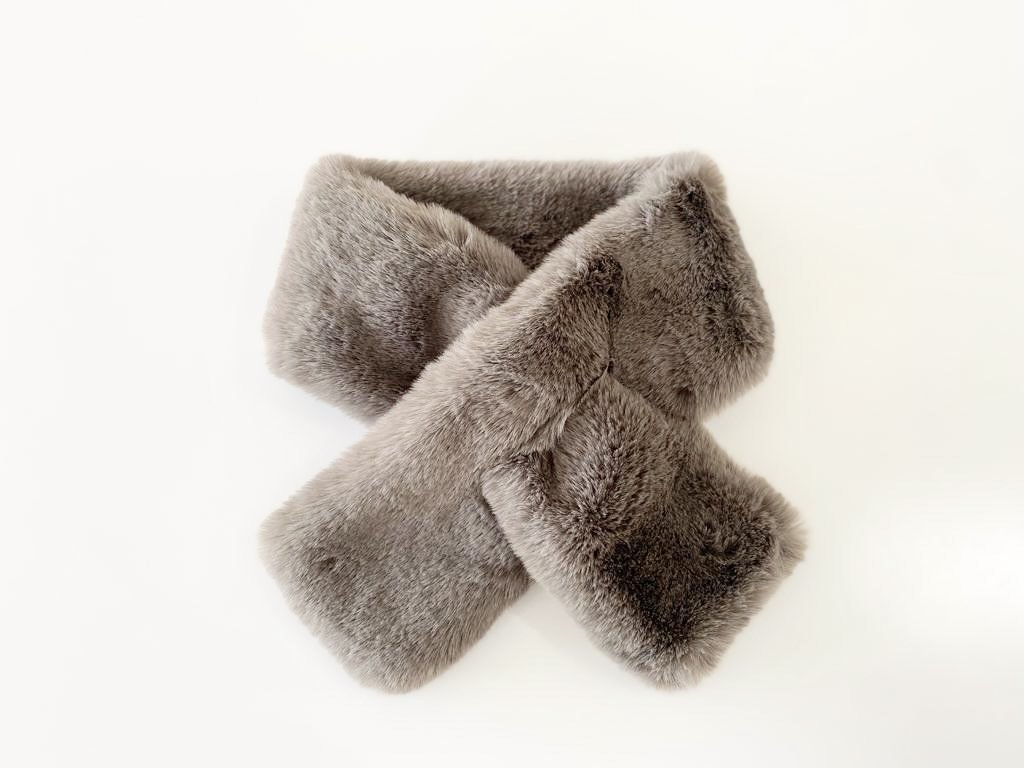 taupe tuck through.jpg