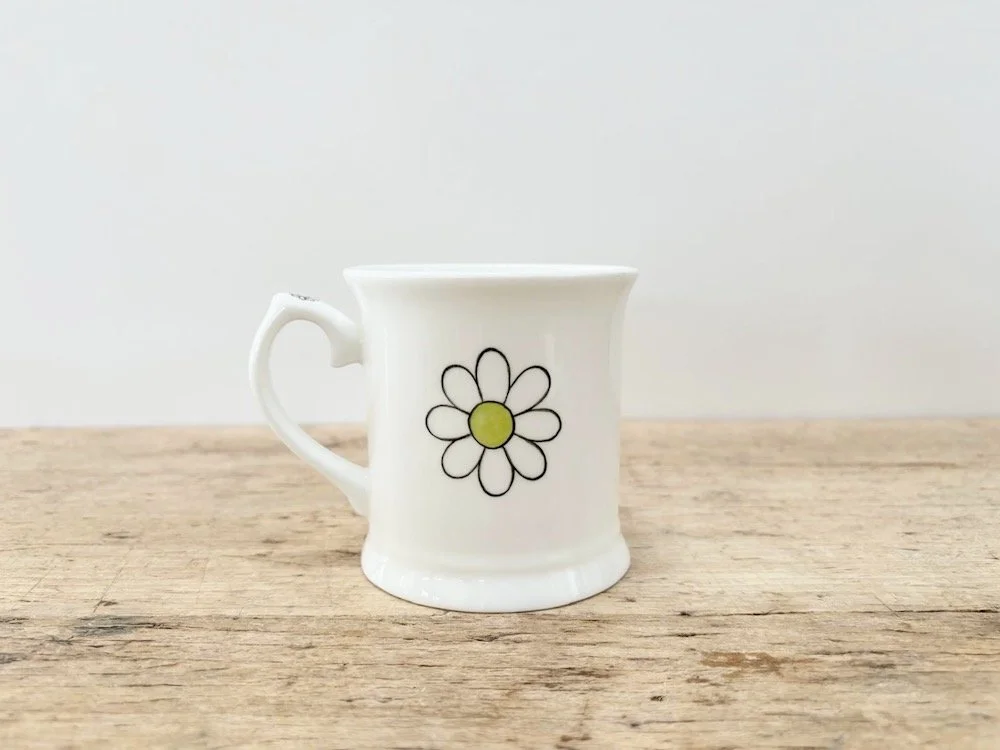daymer mug daisy web.jpeg