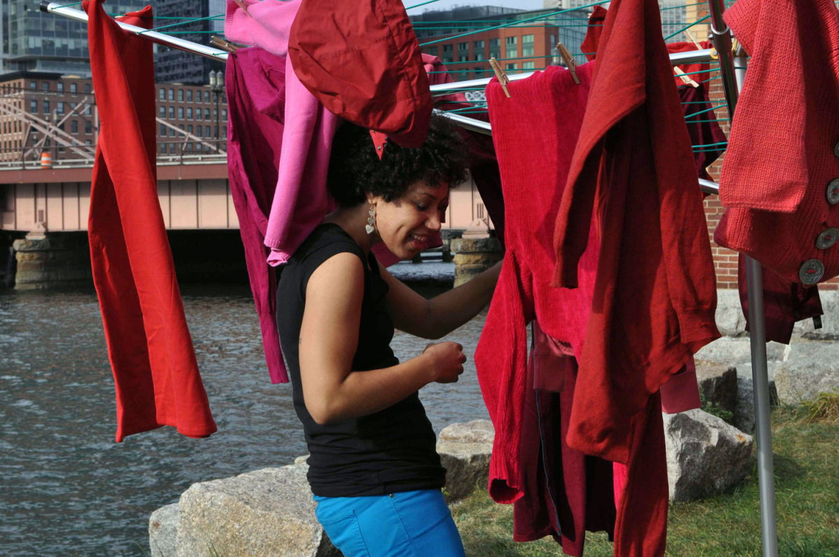 Elisa sets up Falling in Love