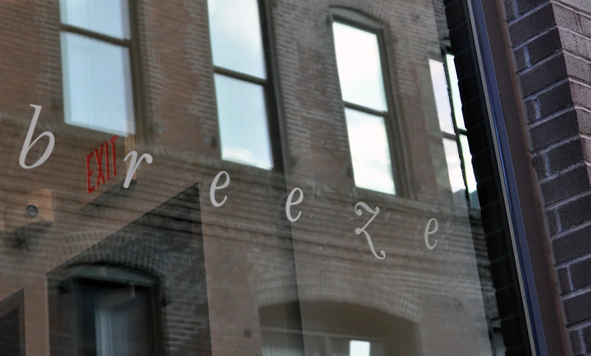 detail of 346 Congress Street window