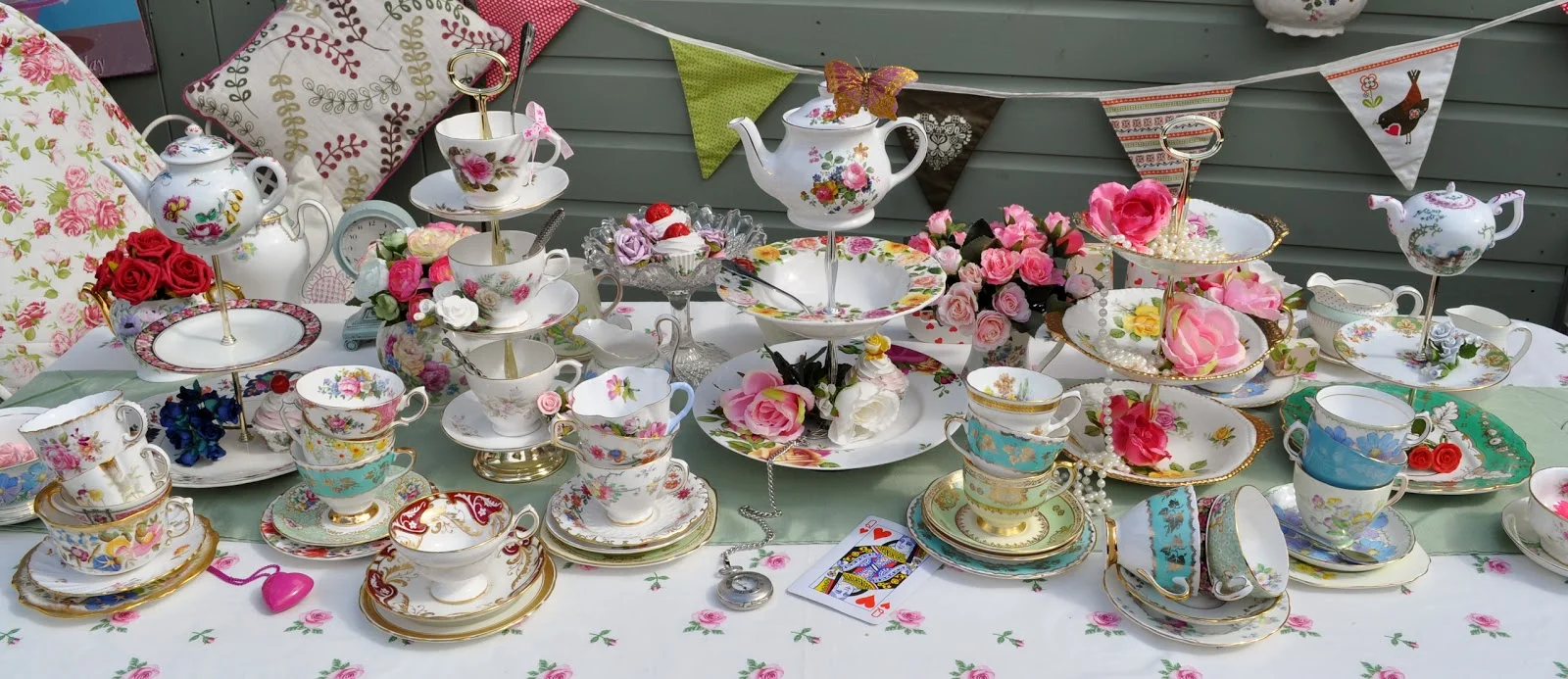 tea party table.jpg