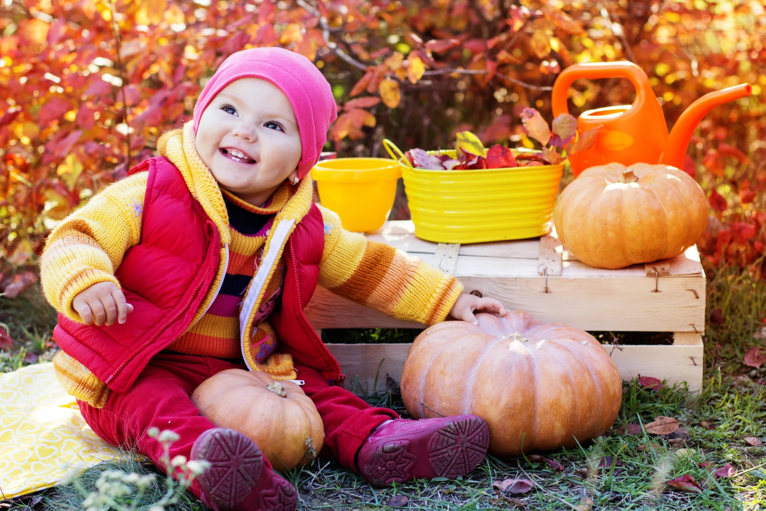 5 Simple Halloween Crafts For You And Baby To Share