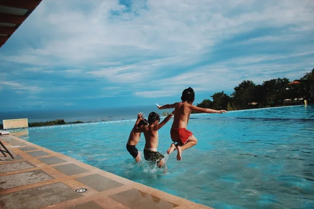 10 Summer Photo Tips: How to Capture Your Family’s Season of Adventure