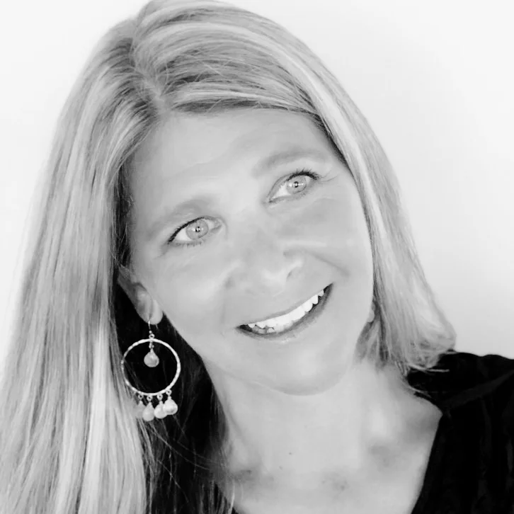 Melissa Gibson Headshot .jpg