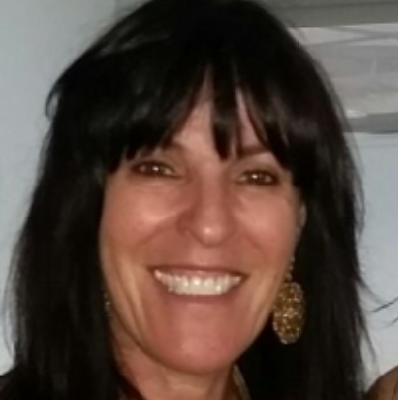 Suzanne Metz