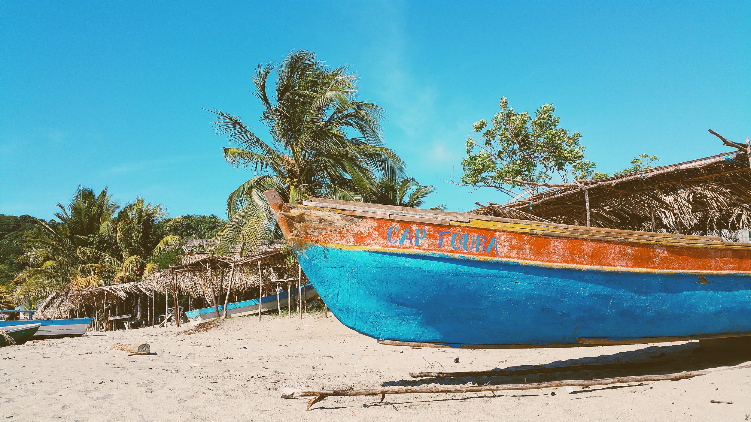 Photograph from Honduras by Miguel Gomez . Honduras has a Pacific coastline to the south.