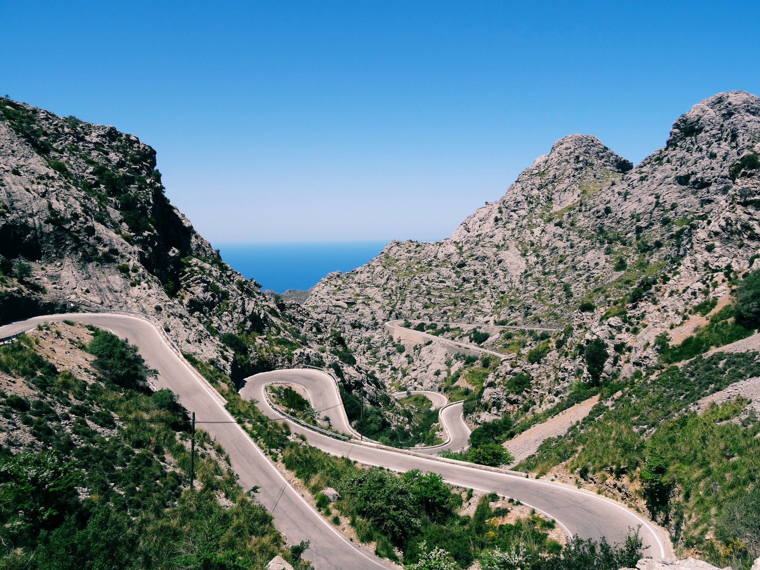 The winding road. Sometimes a detour leads to your path. Pic by Georg Nietsche .