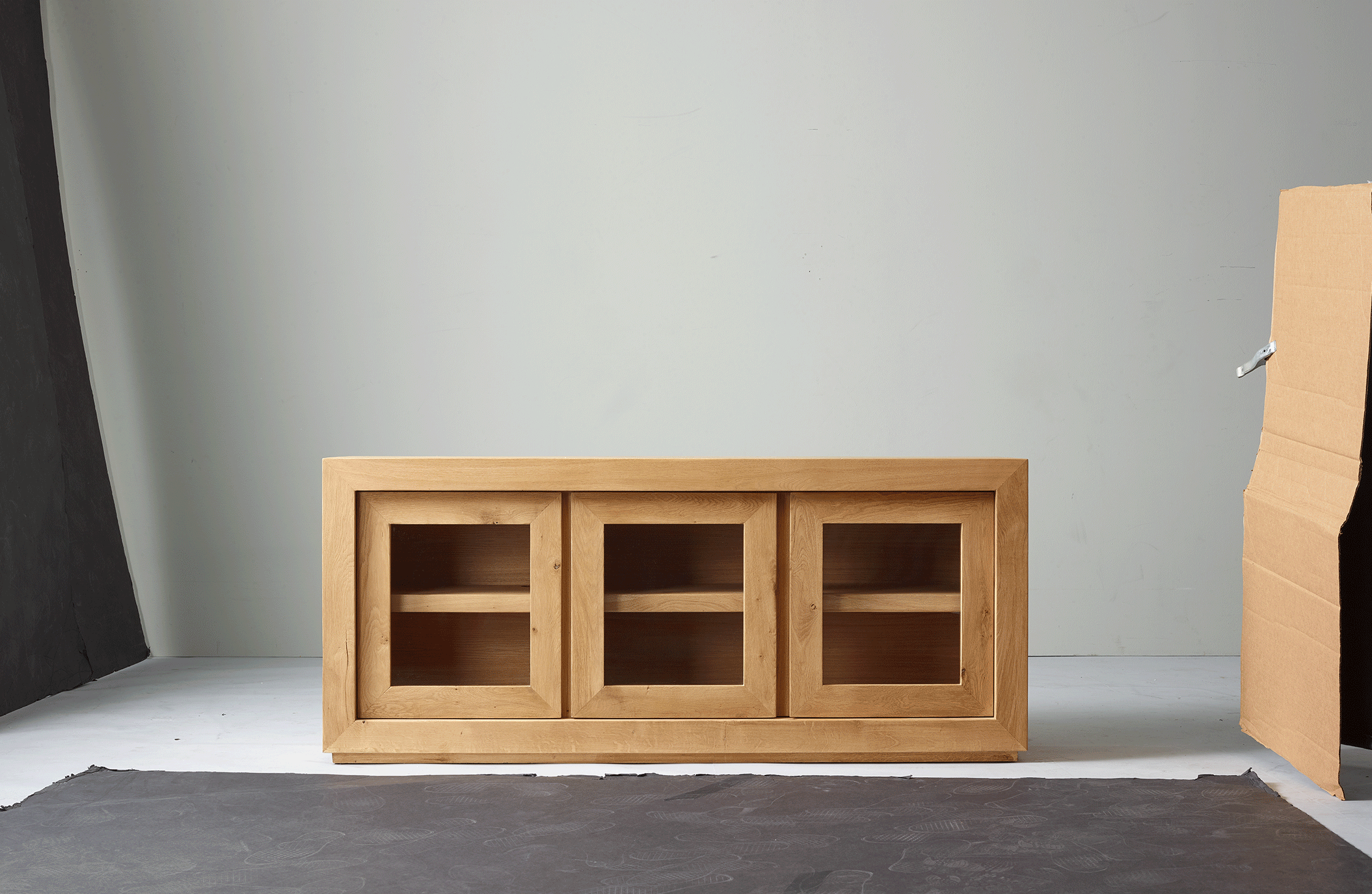 © RESTORATION HARDWARE